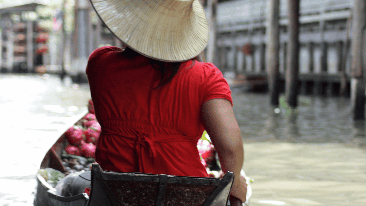 How to Get to Damnoen Saduak Floating Market