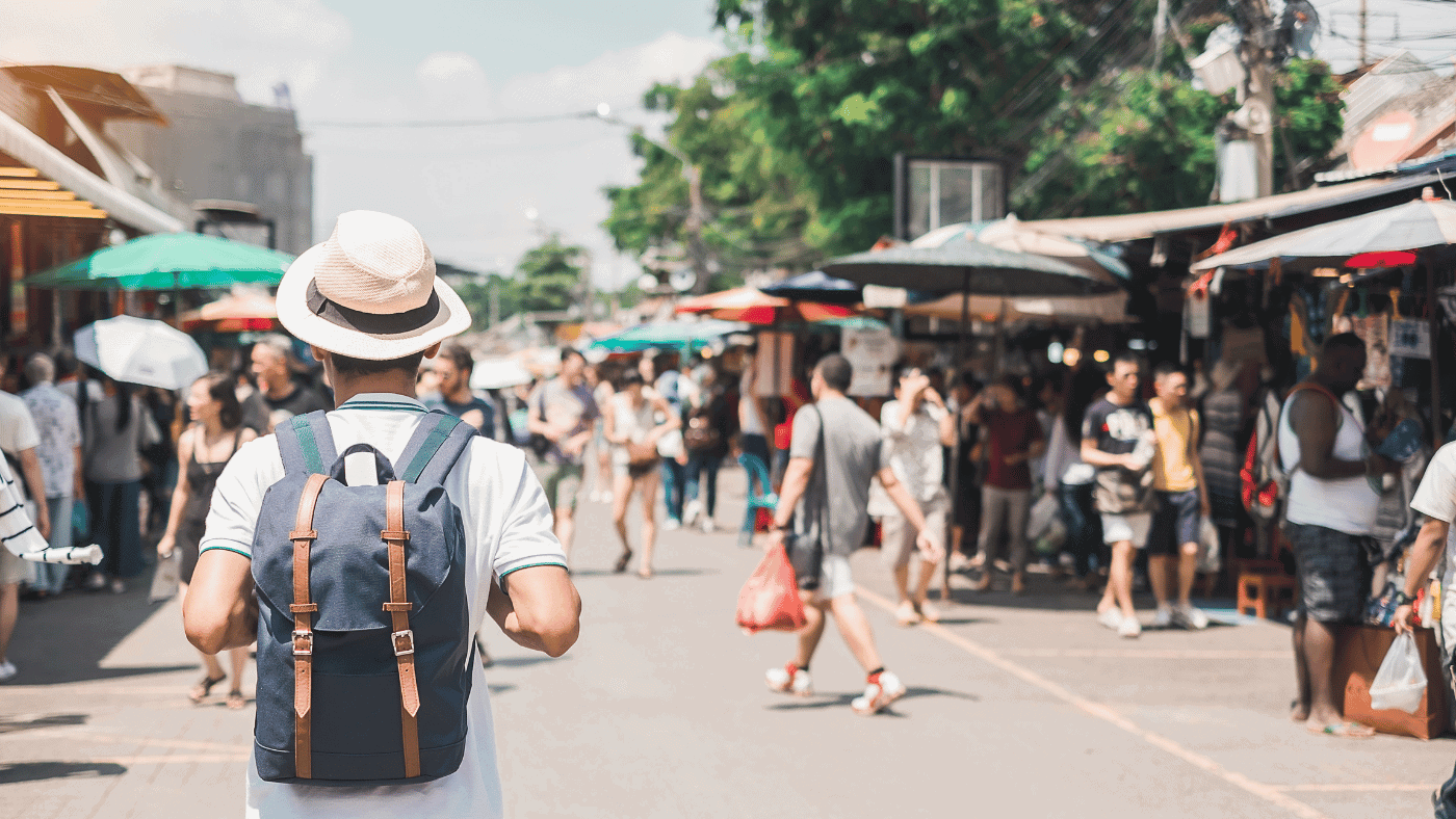 Navigating the Chatuchak Weekend Market