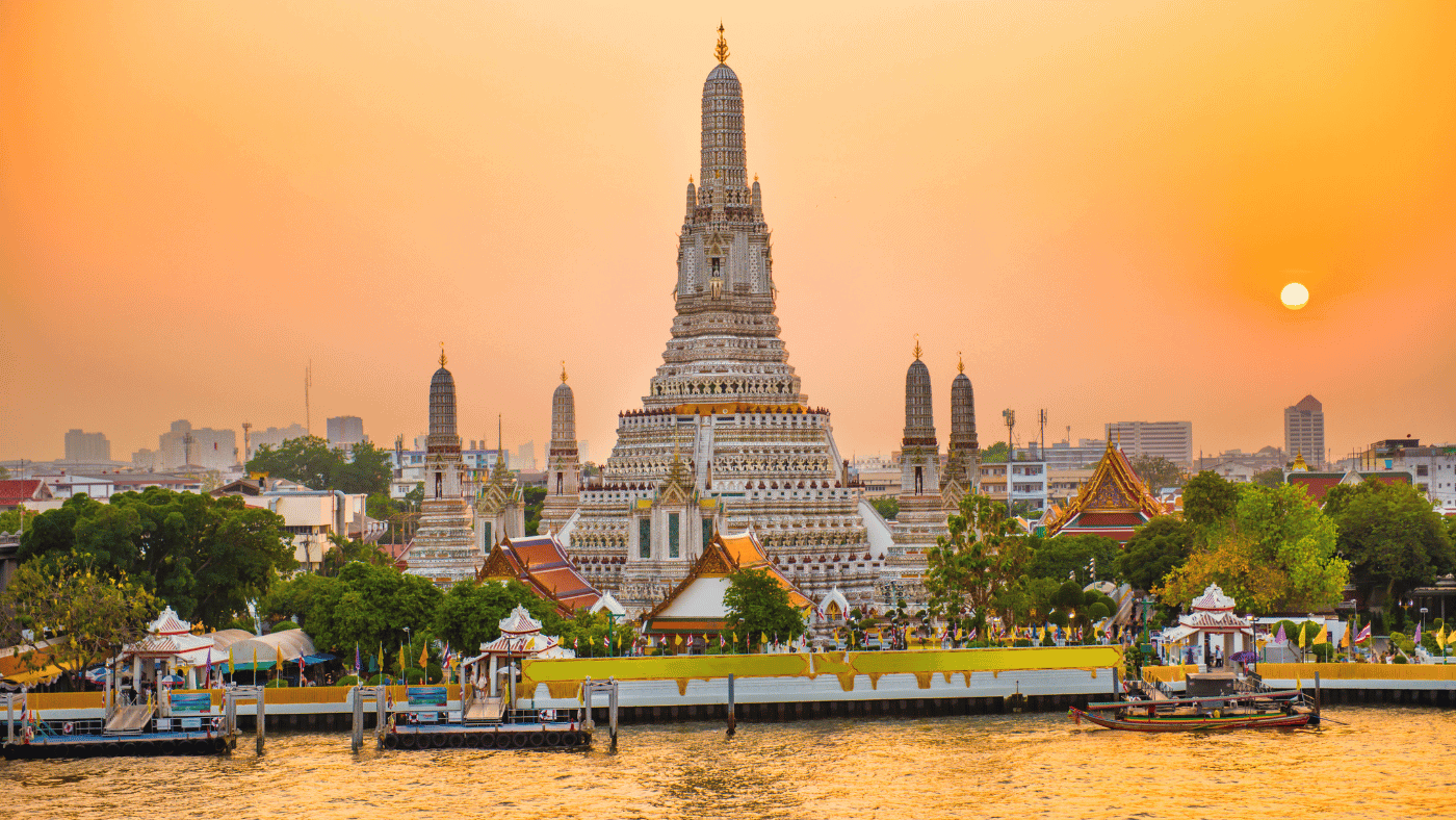 Visit the Majestic Temples in Bangkok